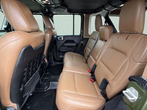 Used 2021 Jeep Wrangler Unlimited Rubicon w/ Dual Top Group image 19