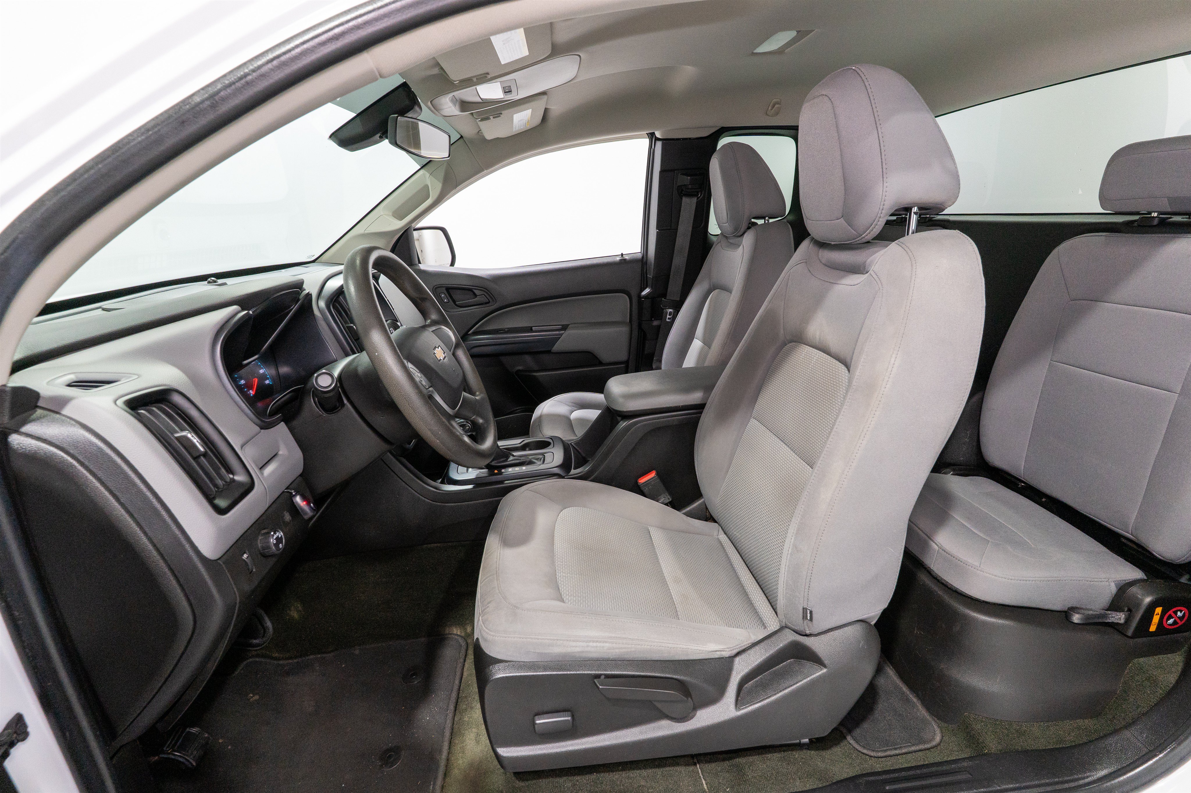 Used 2016 Chevrolet Colorado W/T w/ WT Convenience Package RWD image 17