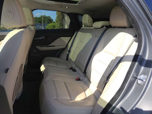 Used 2017 Jaguar F-PACE Prestige AWD/4WD image 14