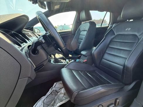 Used 2017 Volkswagen Golf R 4-Door image 9