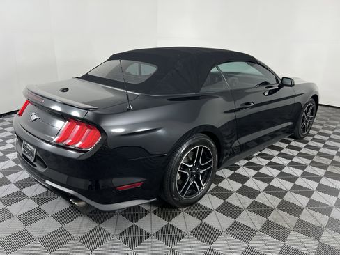 Used 2022 Ford Mustang Premium image 13