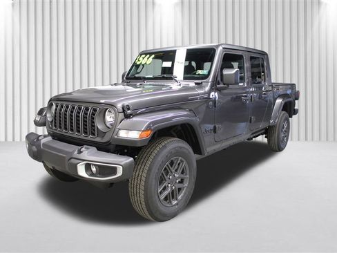 New 2026 Jeep Gladiator Sport image 8