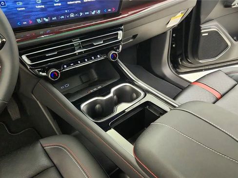 New 2026 Chevrolet Traverse RS FWD image 35