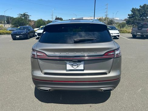 Used 2023 Lincoln Nautilus Reserve w/ Equipment Group 201A AWD/4WD image 3