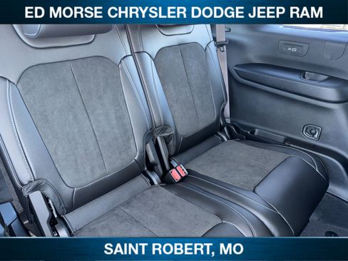 New 2025 Jeep Grand Cherokee L Altitude AWD/4WD image 30