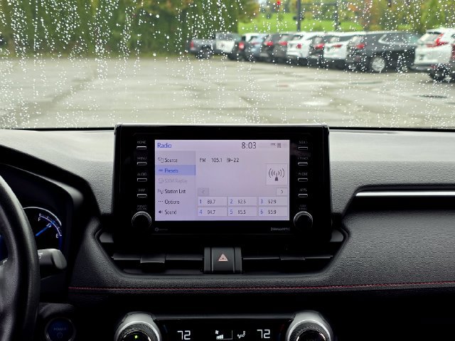 Used 2022 Toyota RAV4 SE w/ Weather & Moonroof Package AWD/4WD image 21