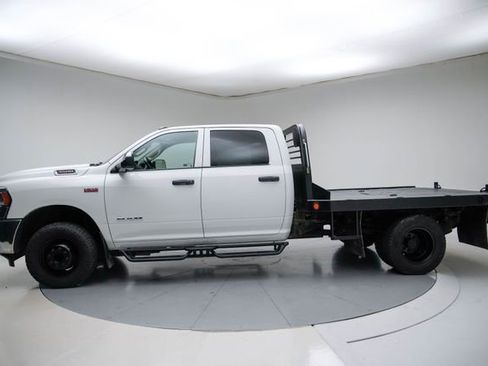 Used 2020 RAM 3500 Tradesman w/ Chrome Appearance Group AWD/4WD image 2