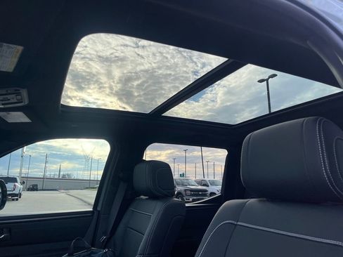 Used 2026 Toyota Tundra Limited image 24