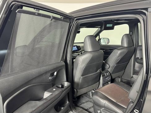 Used 2022 Honda Pilot Black Edition image 28
