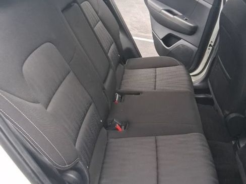 Used 2020 Kia Sportage LX FWD image 20