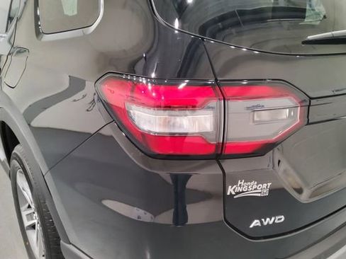 Certified 2025 Honda Pilot EX-L image 9