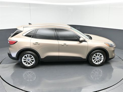 Used 2021 Ford Escape SE w/ Cold Weather Package FWD image 24
