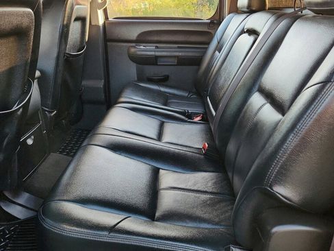 Used 2012 Chevrolet Silverado 2500 LT w/ Texas Edition image 40