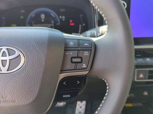 New 2026 Toyota Camry SE image 16