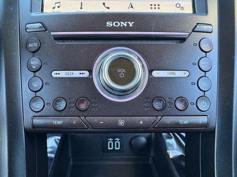 Used 2019 Ford Fusion Titanium image 27