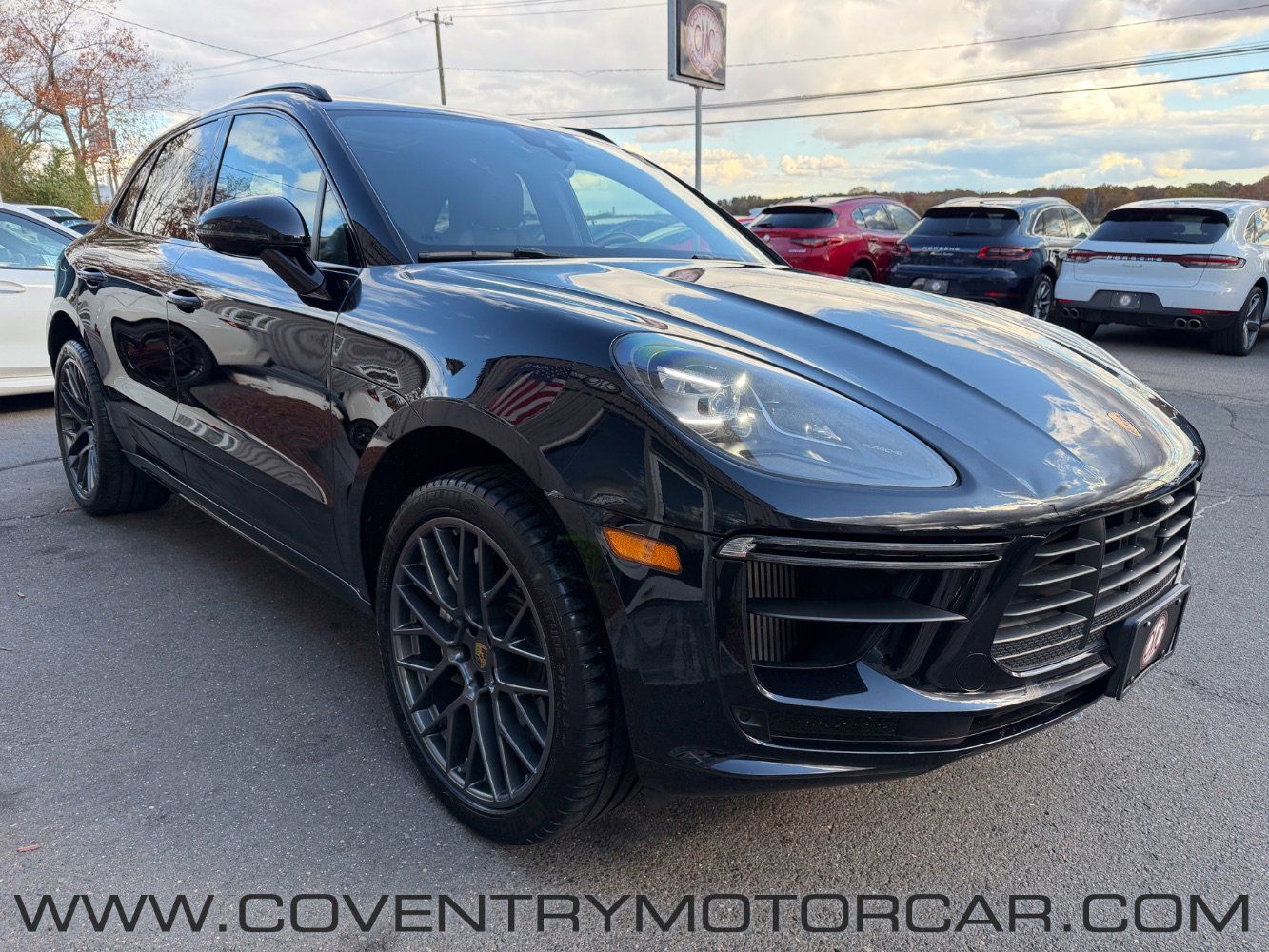 Used 2020 Porsche Macan Turbo AWD/4WD image 4