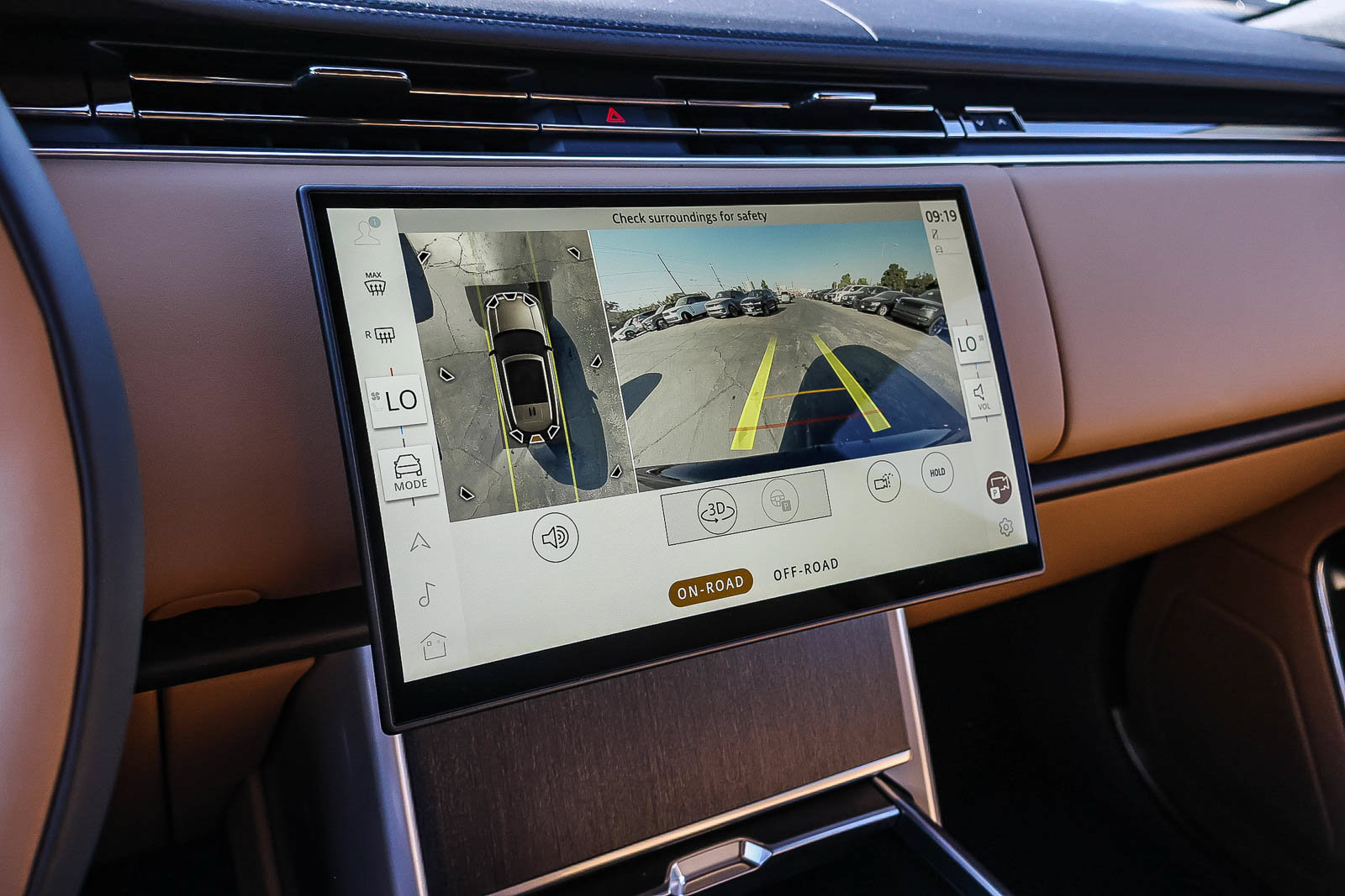New 2026 Land Rover Range Rover SE AWD/4WD image 33