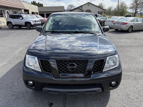 Used 2019 Nissan Frontier SV w/ Value Truck Package image 8