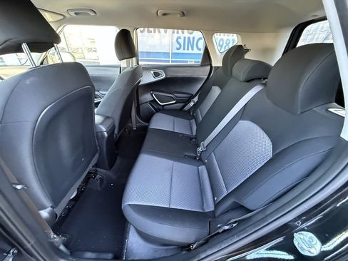 Used 2024 Kia Soul LX w/ Option Group 015 image 11