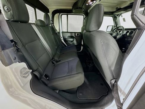 Used 2022 Jeep Gladiator Sport AWD/4WD image 29