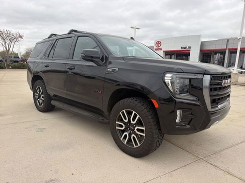 Used 2024 GMC Yukon AT4 w/ Technology Package image 4