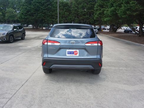 Used 2024 Toyota Corolla Cross L FWD image 21