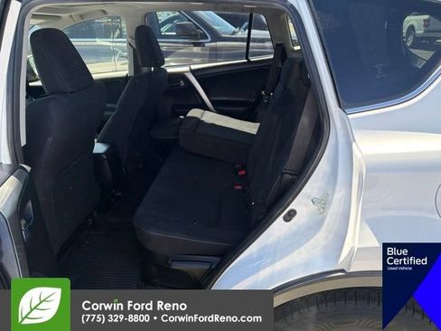 Used 2018 Toyota RAV4 XLE w/ Convenience Package AWD/4WD image 12