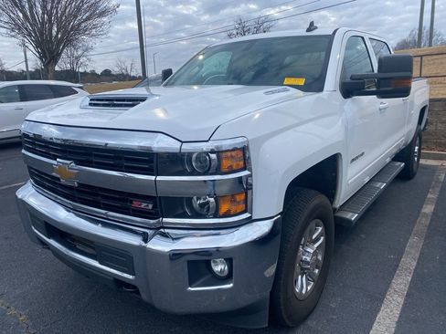 Used 2017 Chevrolet Silverado 2500 LT w/ LT Fleet Convenience Package image 3