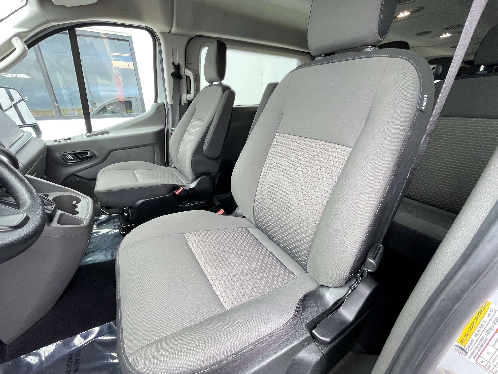 Used 2024 Ford Transit 350 XLT RWD image 12