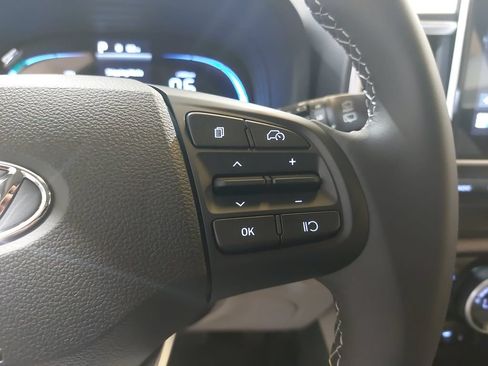 New 2026 Hyundai Venue SEL FWD image 19