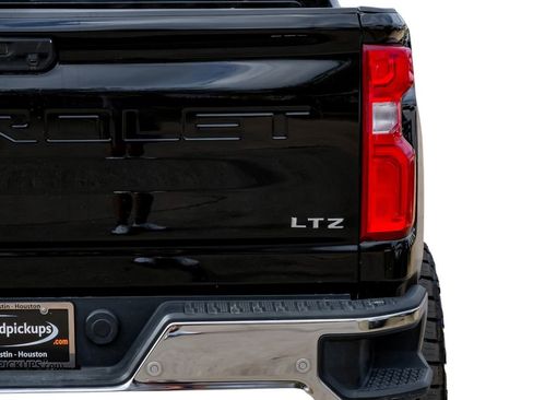 Used 2020 Chevrolet Silverado 2500 LTZ w/ LTZ Texas Edition image 48
