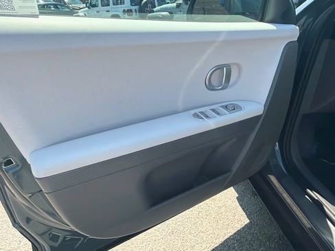Used 2024 Hyundai Ioniq 5 SEL AWD/4WD image 16