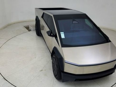 Used 2024 Tesla Cybertruck Cyberbeast image 69