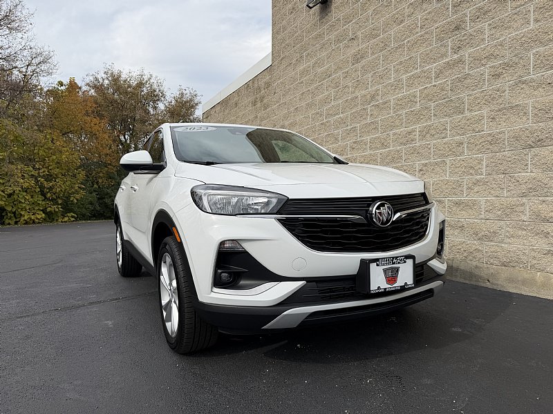 Used 2023 Buick Encore GX Preferred w/ Cold Weather Comfort Package AWD/4WD image 1
