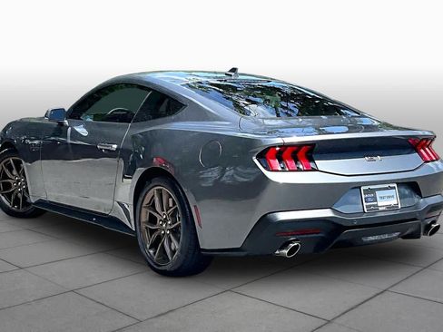 Used 2025 Ford Mustang GT Premium RWD image 11