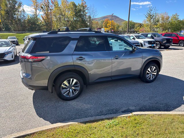 New 2026 Nissan Pathfinder SL AWD/4WD image 15