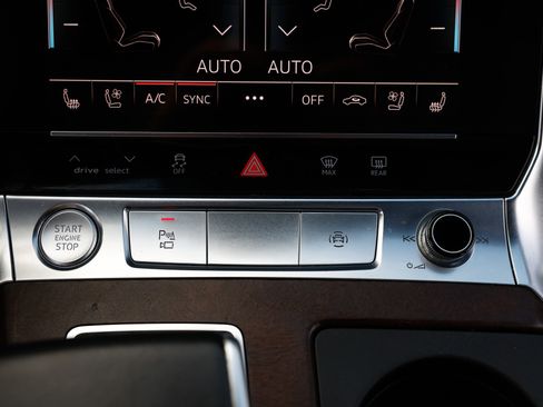 Used 2019 Audi A6 3.0T Prestige w/ Prestige Package image 39