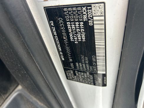 Used 2021 Mercedes-Benz Metris image 23