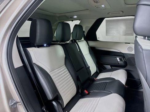 New 2026 Land Rover Discovery Dynamic SE AWD/4WD image 25