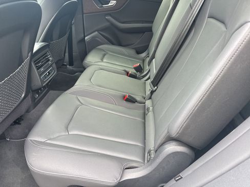 Used 2023 Audi Q8 Premium w/ Convenience Package image 11