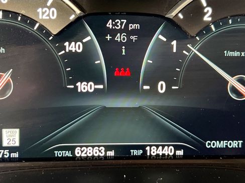 Used 2019 BMW X3 xDrive30i w/ Driving Assistance Package image 12