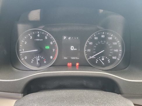 Used 2018 Hyundai Elantra SEL FWD image 11