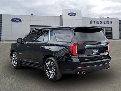 Used 2023 GMC Yukon Denali Ultimate AWD/4WD image 4