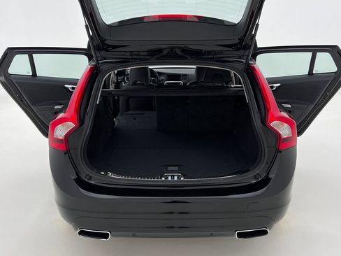 Used 2016 Volvo V60 T5 Premier AWD/4WD image 24