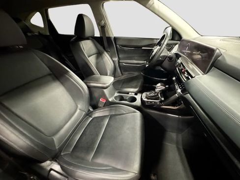 Used 2024 Kia Seltos SX image 28