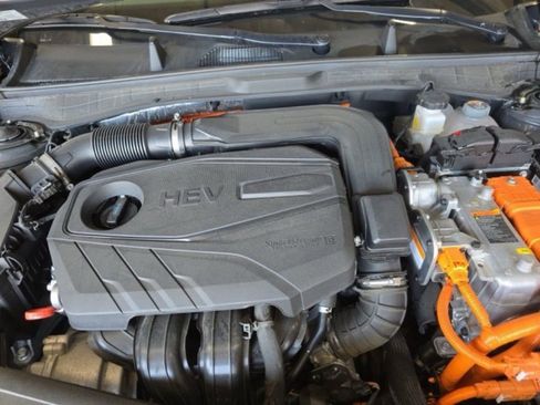 Used 2025 Hyundai Sonata SEL FWD image 15