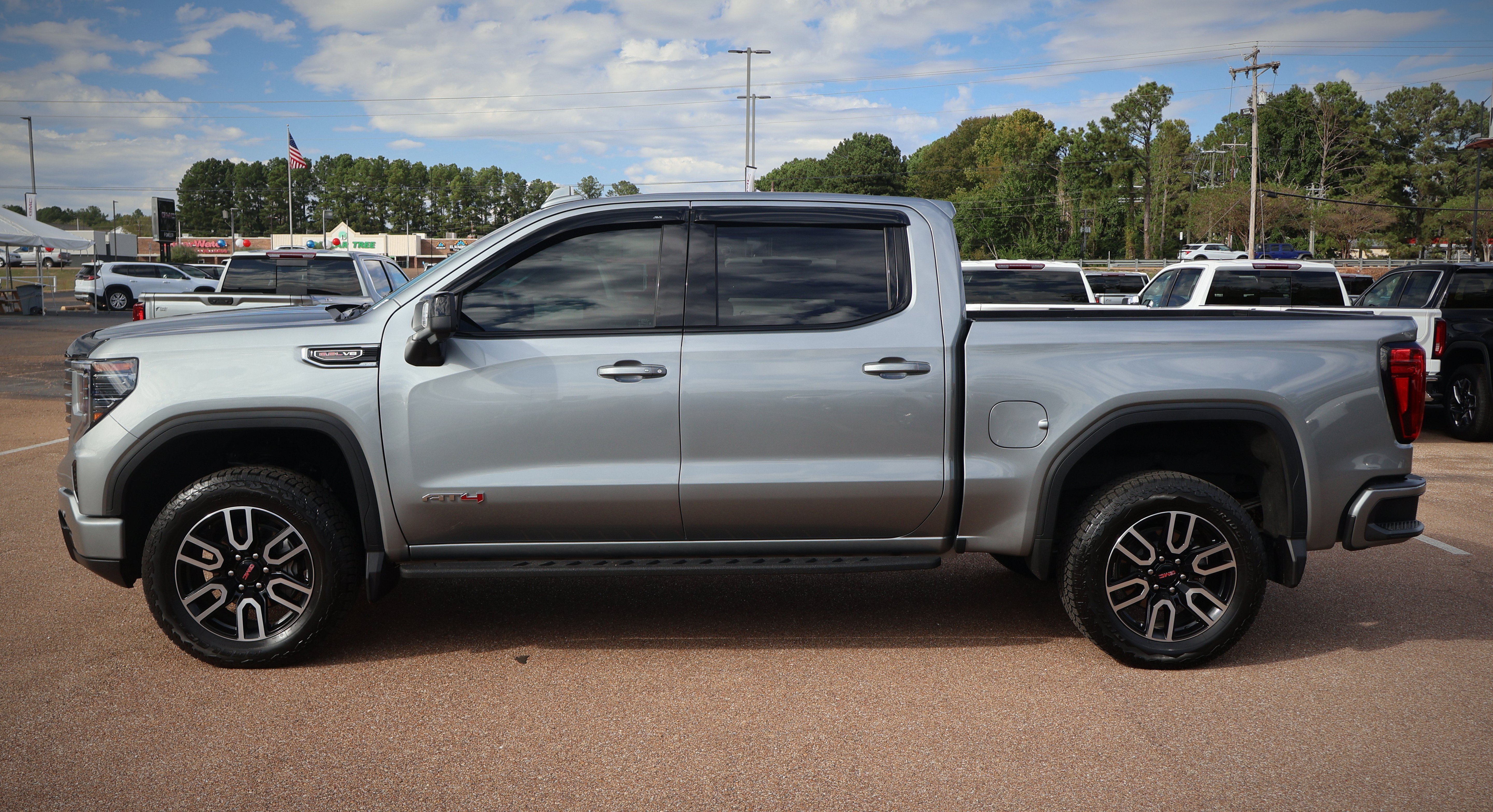 Used 2026 GMC Sierra 1500 AT4 w/ AT4 Premium Package AWD/4WD image 3