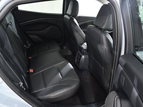 Used 2025 Ford Mustang Mach-E Premium AWD/4WD image 19