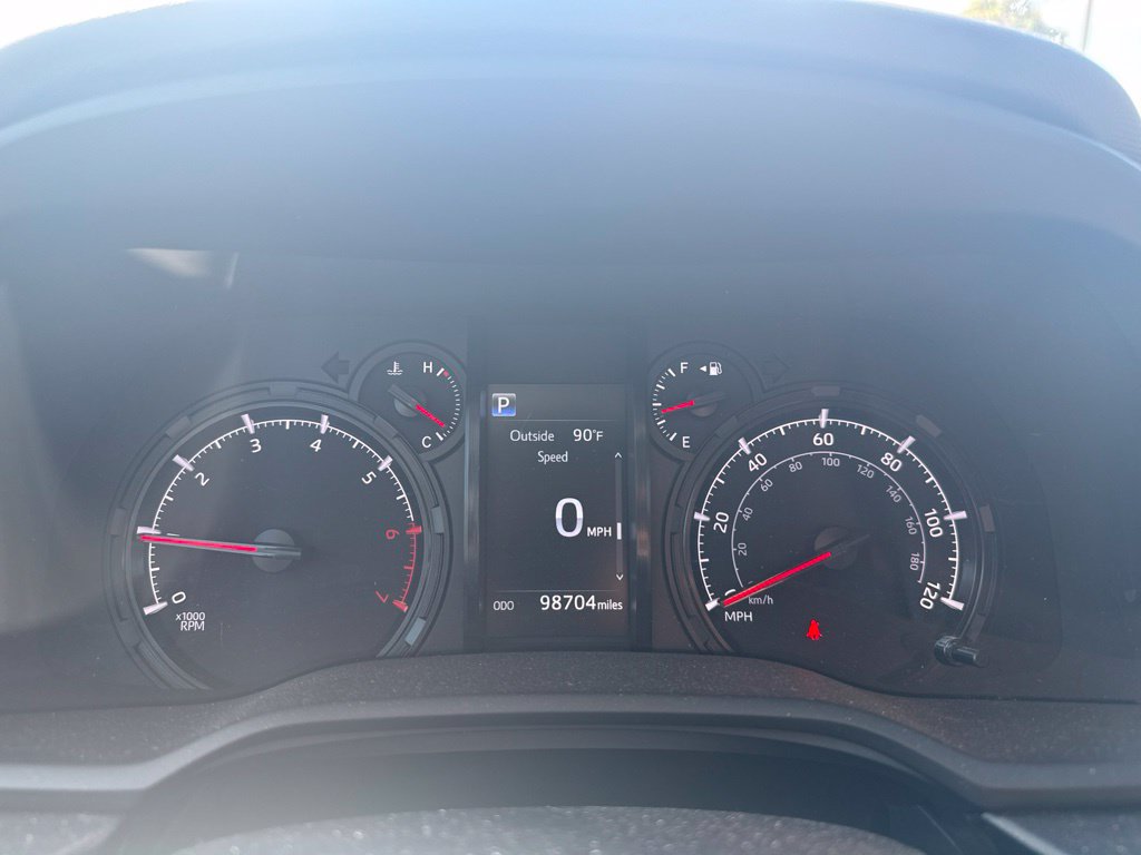Used 2021 Toyota 4Runner SR5 Premium w/ Moonroof Package AWD/4WD image 10