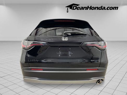 New 2026 Honda HR-V Sport image 4